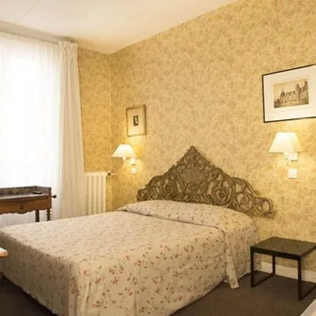 Agora 2* Paris