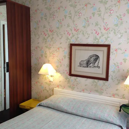 Hotel Agora Paris