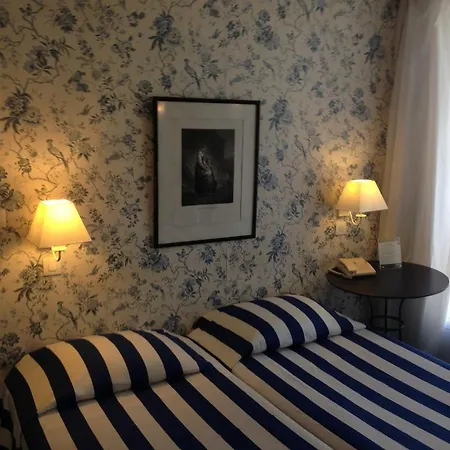 Hotel Agora Paris